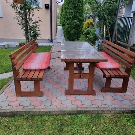 Apartman Sarajevo Dvokrevetni-Dvije Osobe Exterior photo